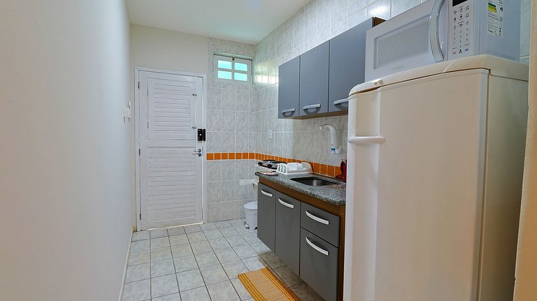 Cheira Mar a 300m, 1 Quarto, Comércio Próximo