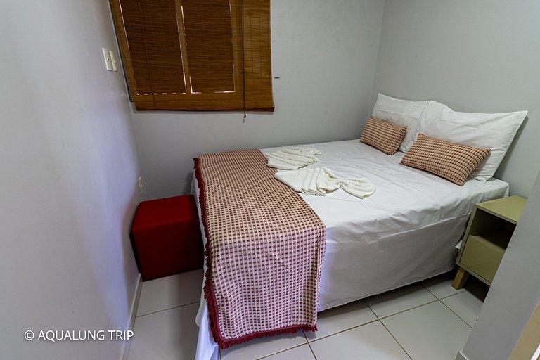 Casa em condomínio 2 quartos com piscina