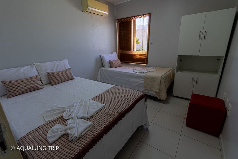 Casa em condomínio 2 quartos com piscina