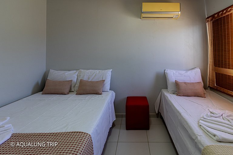 Casa em condomínio 2 quartos com piscina