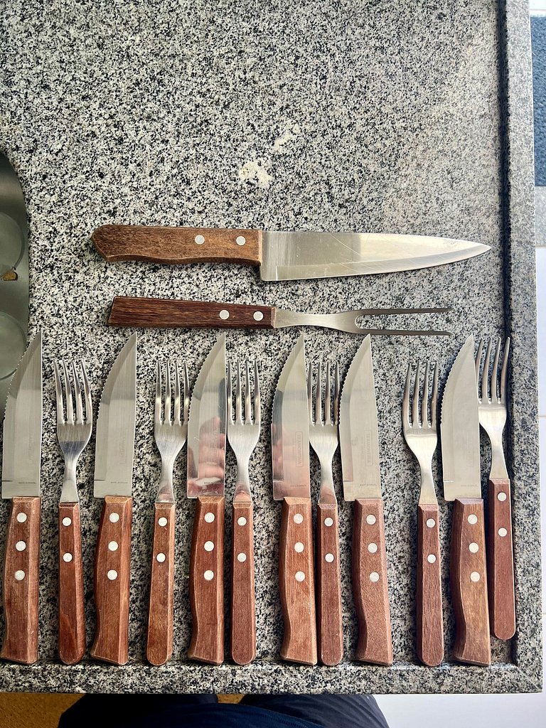 Casa em condomínio 2 quartos com piscina